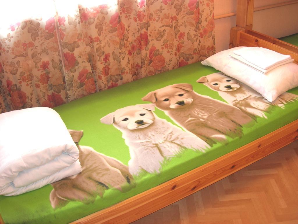 Elizabeth'S Yh Rooms Riga Kamer foto