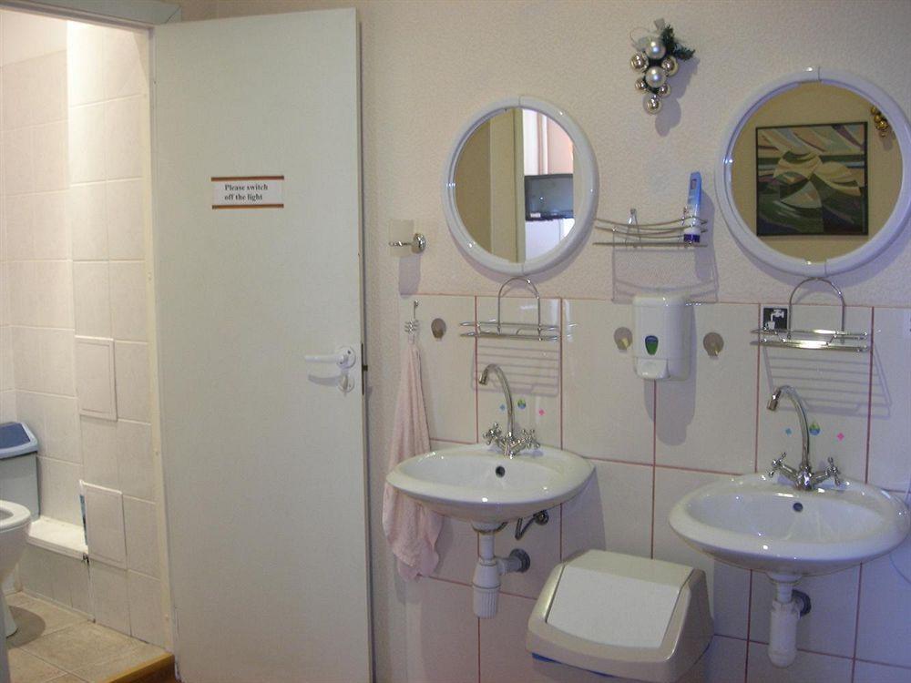Elizabeth'S Yh Rooms Riga Buitenkant foto