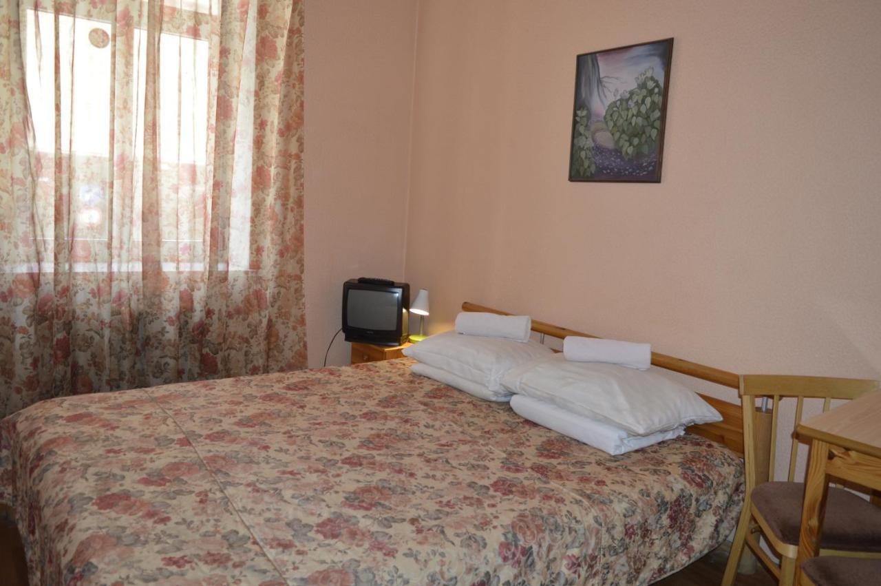 Elizabeth'S Yh Rooms Riga Buitenkant foto